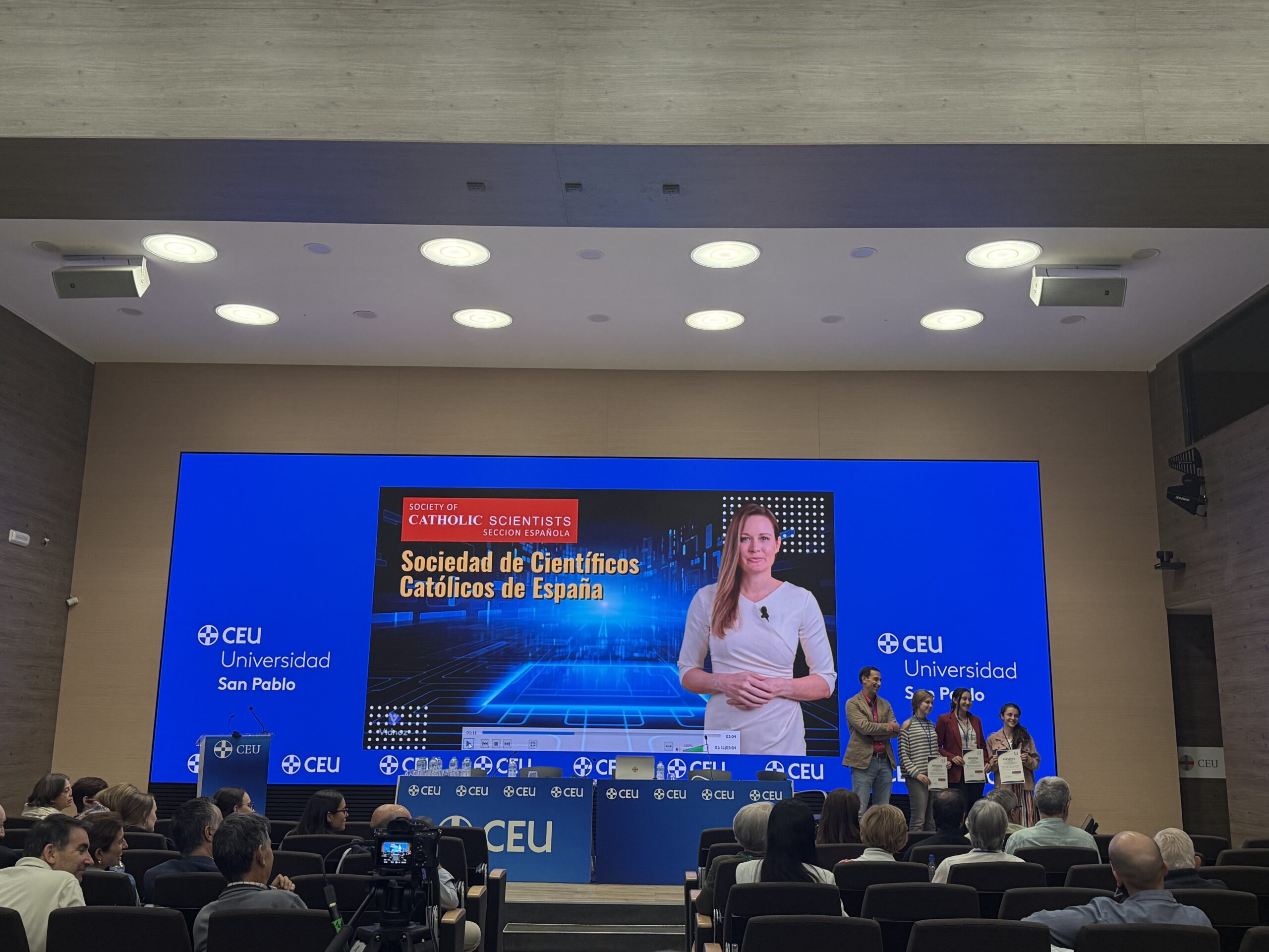 Tercer Premio Sociedad Cientificos Catolica España